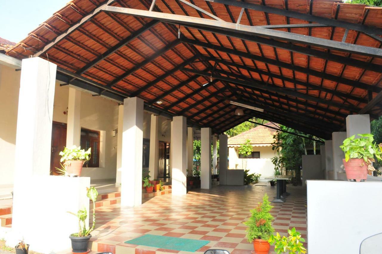 Kstdc Hotel Mayura Velapuri Belur מראה חיצוני תמונה
